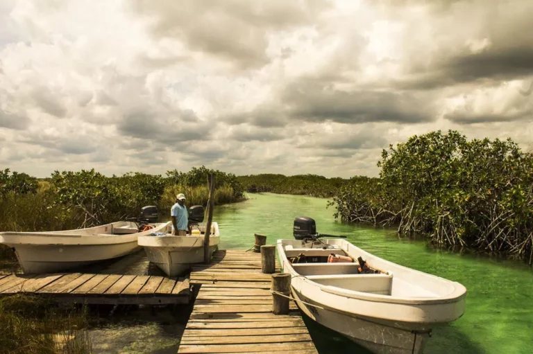 Muyil canal