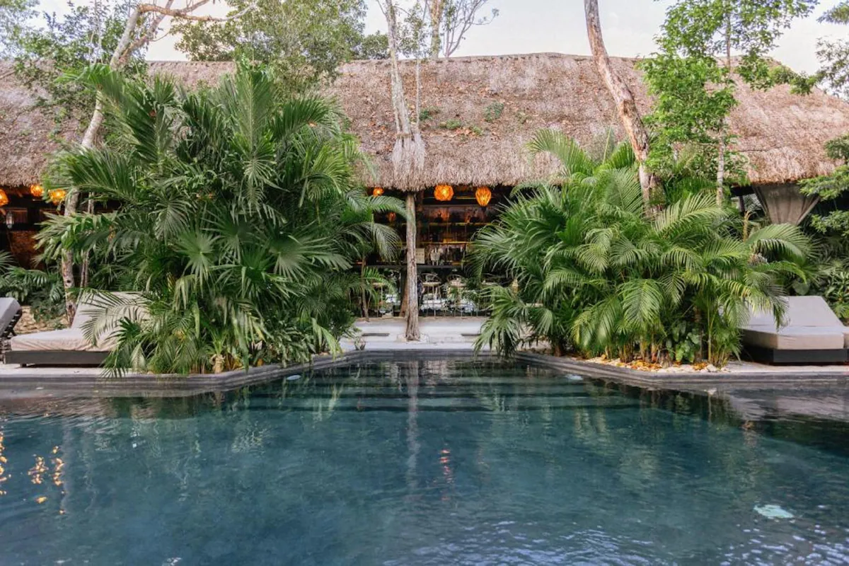 Hotel Bardo Restaurant and pool